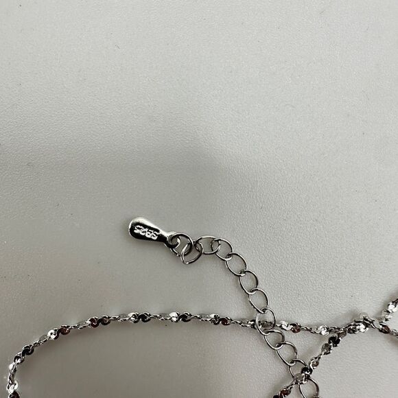 1.3ct Mozambique Garnet with halo of cz diamonds, pendant on a 18" 925 chain! - Picture 9 of 15